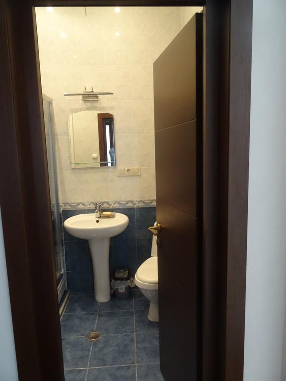 20 Griboedov Apartment- Heart Of Tiflis Exterior foto